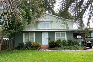 328 16th Ave S, Surfside Beach, SC 29575