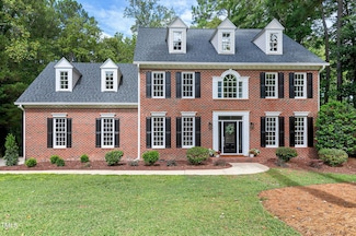 102 Legault Dr, Cary, NC 27513