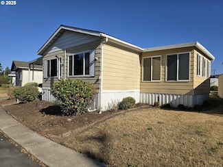 4230 Hazelgreen Rd NE Unit 52, Salem, OR 97305