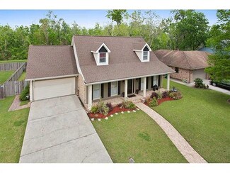 179 Villere Dr, Destrehan, LA 70047