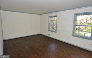 6009 Berwynd Rd, Fairfax, VA 22030