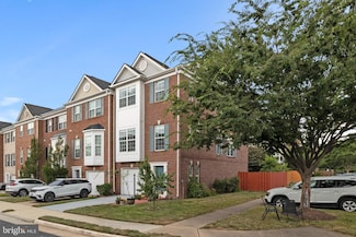 236 Hawks View Square SE, Leesburg, VA 20175