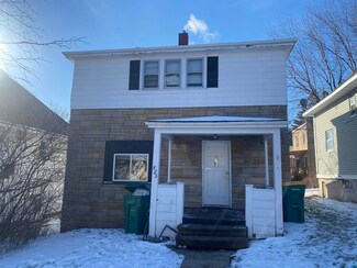 823 N 11th Ave E, Duluth, MN 55805