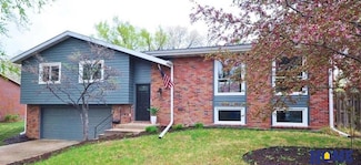 2512 Marilynn Ave, Lincoln, NE 68502