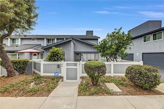 900 W Sierra Madre Ave Unit 44, Azusa, CA 91702