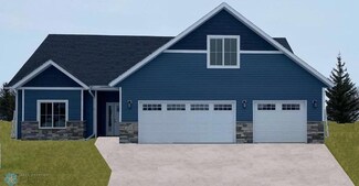 209 Woodcrest Dr, Breckenridge, MN 56520