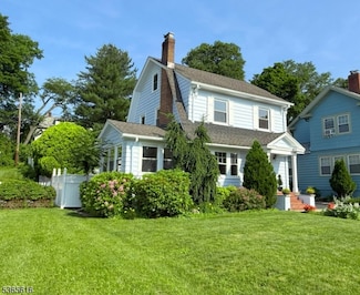 248 Grove St, Montclair, NJ 07042