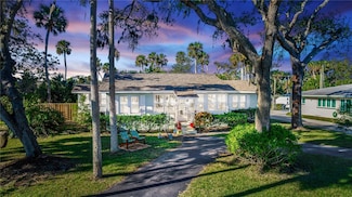5178 Riverside Dr, Port Orange, FL 32127