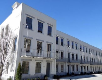 304 Stonemont Dr, Atlanta, GA 30305