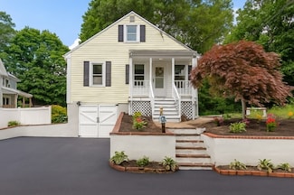 18 Corbin St, Franklin, MA 02038