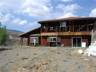 5603 Elizabeth Lake Rd, Leona Valley, CA 93551