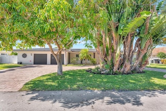 2121 NE 29th St, Lighthouse Point, FL 33064