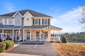 1363 Goldfinch Dr, Harrisonburg, VA 22802
