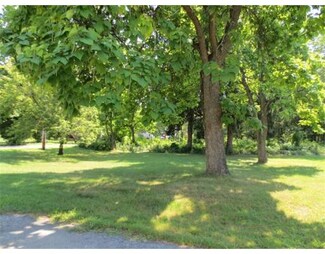 67 Milford St, Mendon, MA 01756