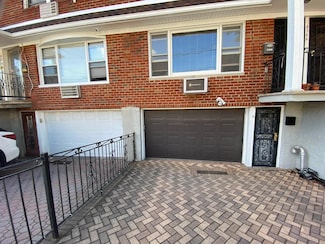 43-44 165th St Unit 1, Flushing, NY 11358