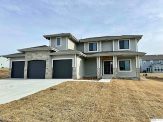 12709 Glenn St, Papillion, NE 68138