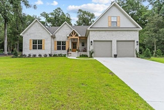 246 Suggs Rd, Headland, AL 36345