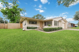 8029 Longridge Dr, Houston, TX 77055