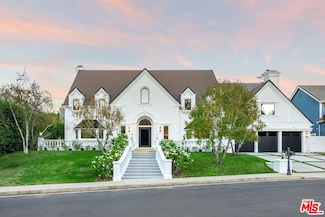 4608 Westchester Dr, Woodland Hills, CA 91364