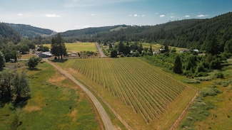 8881 Nonpareil Rd, Sutherlin, OR 97479