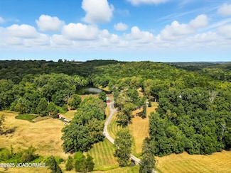 14616 Deer Run Rd, Henley, MO 65040