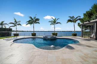 8445 Watercrest Cir E, Parkland, FL 33076