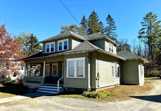 36 Prospect St, Lancaster, NH 03584