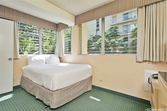 444 Kanekapolei St Unit 204, Honolulu, HI 96815