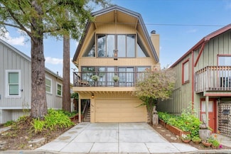 208 Brook Ave, Santa Cruz, CA 95062