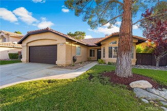 44545 Shadowcrest Dr, Lancaster, CA 93536