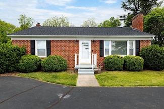 190 Hotchkiss Rd, Churchville, VA 24421