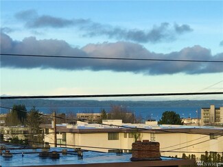 317 3rd Ave S Unit 202, Edmonds, WA 98020