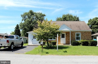 10710 Hoffman Dr, Williamsport, MD 21795