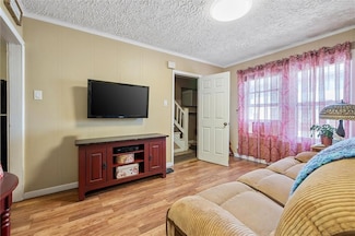 33 Bevy Ct, Brooklyn, NY 11229