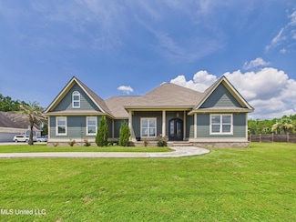 1205 Jean Ln, Ocean Springs, MS 39564