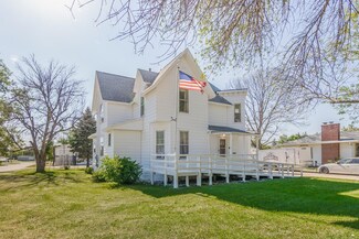 326 3rd Ave SE, Oelwein, IA 50662