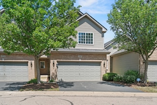 516 Madison Ln, Elgin, IL 60123