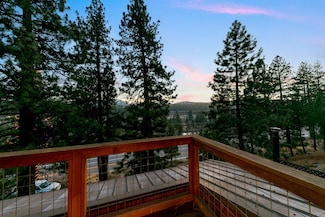 10068 Olympic Blvd, Truckee, CA 96161