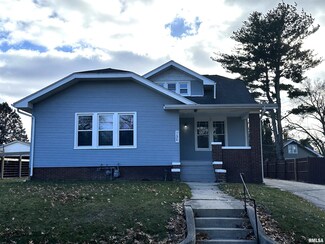 750 Warren St, Galesburg, IL 61401