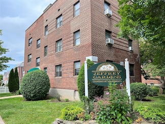 216-05 48th Ave Unit 3A, Bayside, NY 11364
