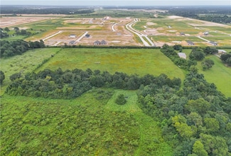 1 Hopfe Rd, Hockley, TX 77447