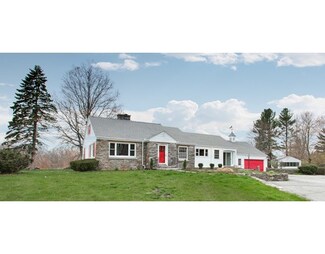 35 Ragged Hill Rd, Pomfret Center, CT 06259