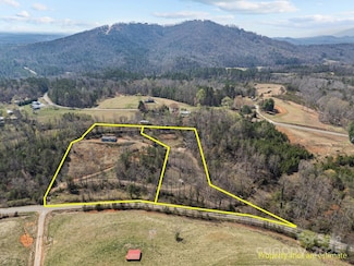 2311 Freemantown Rd, Lake Lure, NC 28746