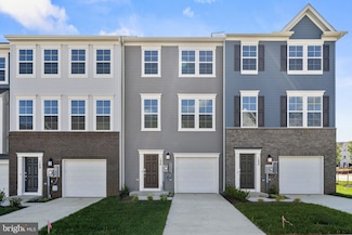 136 Winterplace Dr, Charles Town, WV 25414