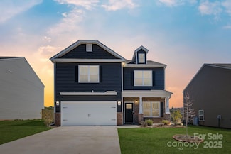 228 Ridgeview Ln, Mars Hill, NC 28754