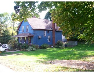 12 Amesbury St, Haverhill, MA 01830