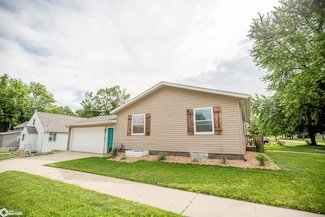120 W College St, Algona, IA 50511
