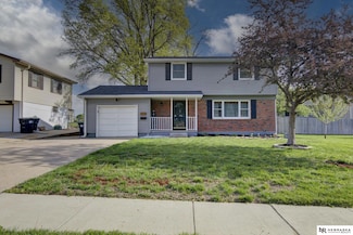 11704 Elm St, Omaha, NE 68144