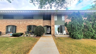 4050 W Rivers Edge Cir Unit 20, Milwaukee, WI 53209