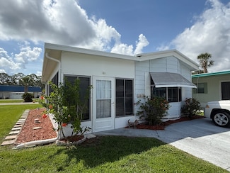 1013 Rainbow Cir, Eustis, FL 32726
